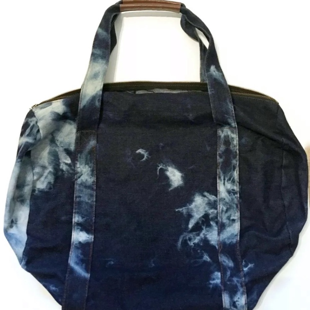 Guess Navy Blue Tie-Dye Canvas Tote with Brown Accent - Picture 5 of 10